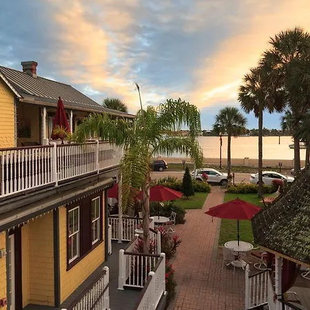Bayfront Marin House Bed and Breakfast